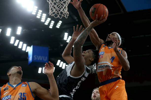 依旧是新一 依旧是新一