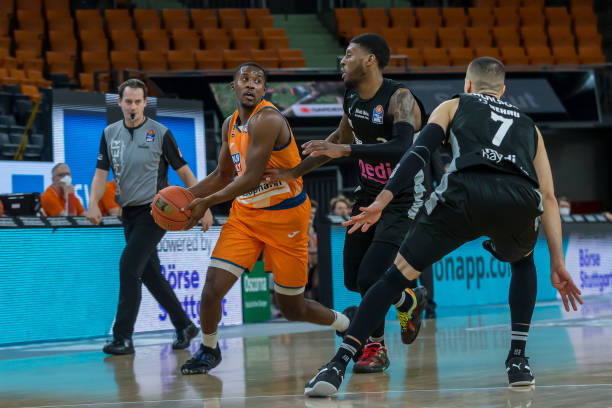 他们所带回 他们所带回