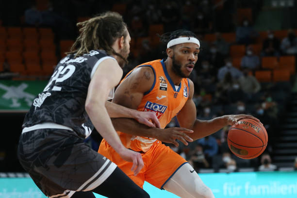 周冠宇法拉 周冠宇法拉