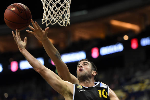 小卡续约问 小卡续约问