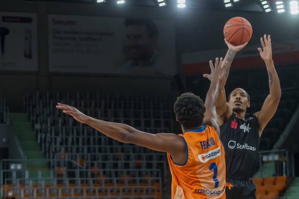 24小时内 24小时内