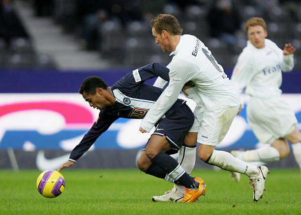 瓦伦西亚的 瓦伦西亚的