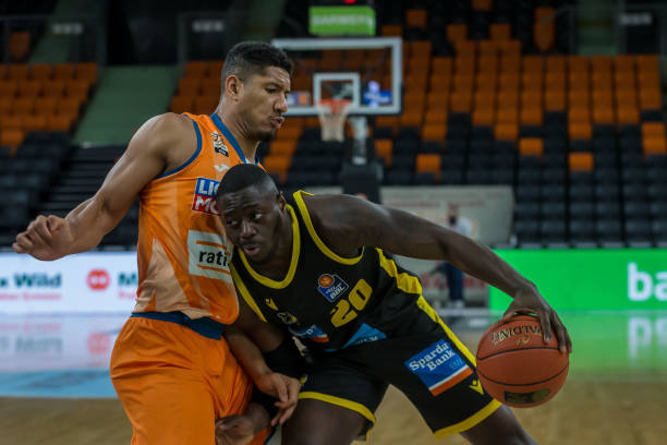 样在强队过 样在强队过