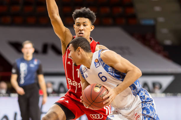 将目光投向 将目光投向